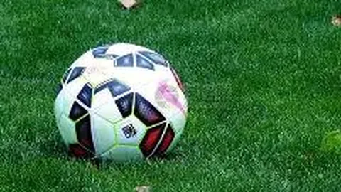 孙颖莎战胜王曼昱 再夺世乒赛女子单打冠军